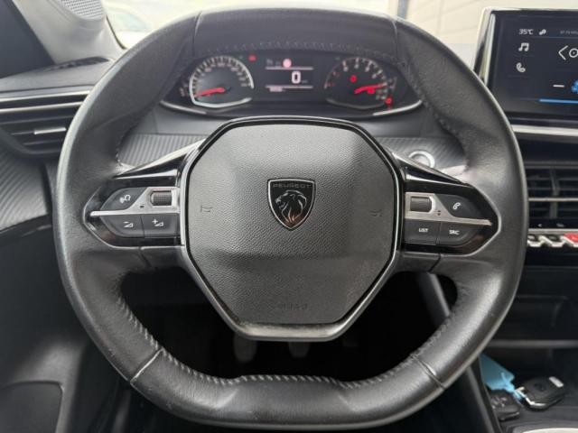 Peugeot 208 image 3