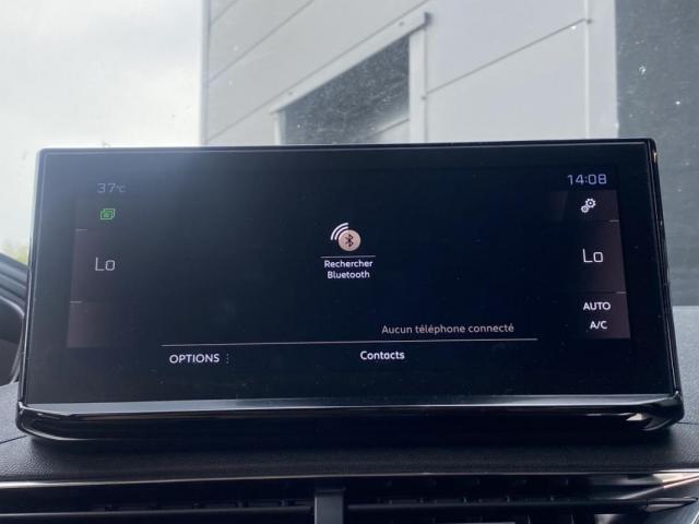 Peugeot 3008 image 1