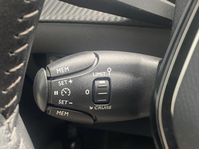 Peugeot 208 image 5