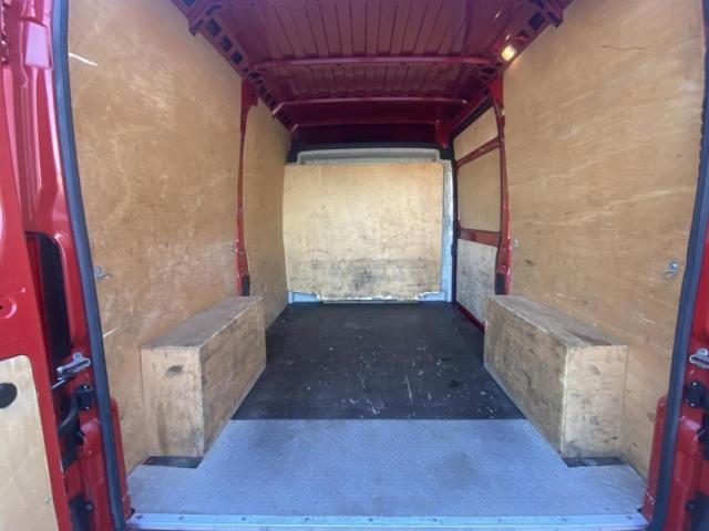 Peugeot Boxer image 2