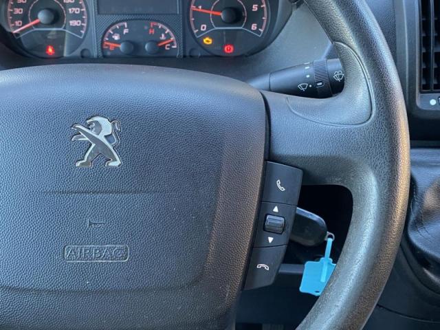 Peugeot Boxer image 6