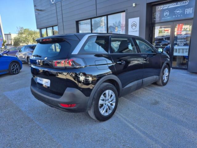 Peugeot 5008 image 2