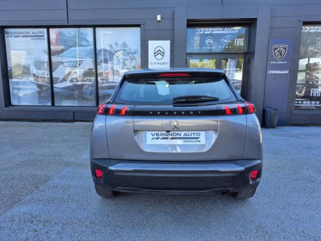 Peugeot 2008 image 1