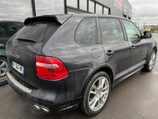 Porsche Cayenne image 4