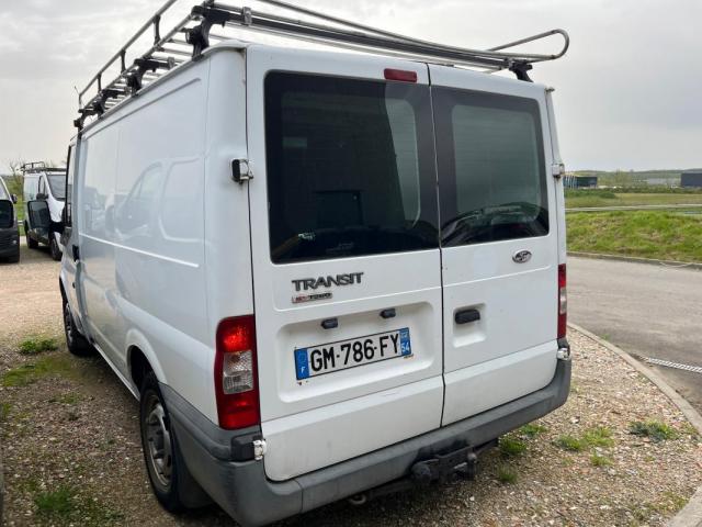 Ford Transit image 3