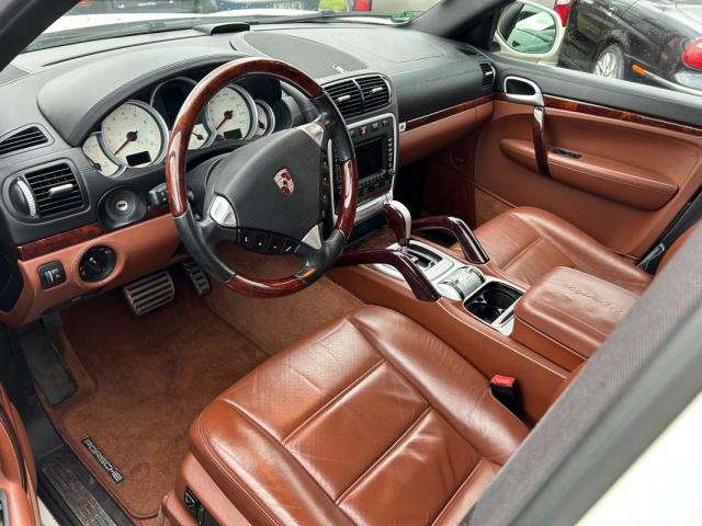 Porsche Cayenne image 5
