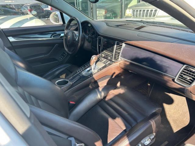 Porsche Panamera image 6