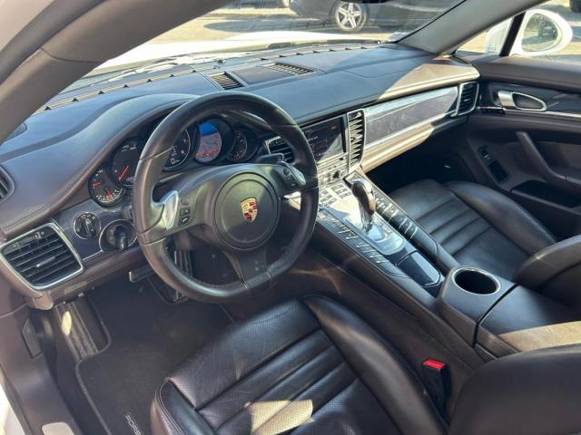 Porsche Panamera image 3