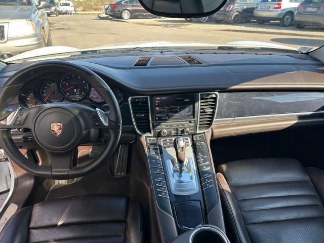 Porsche Panamera image 8