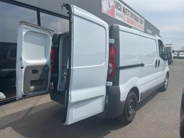 Renault Trafic image 4