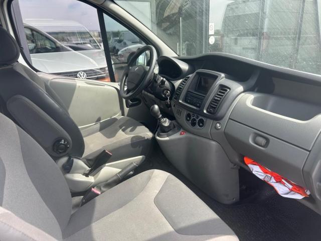 Renault Trafic image 1
