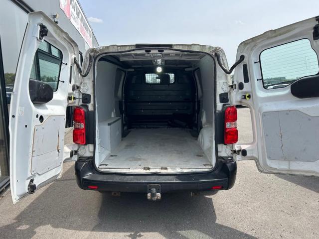 Citroen Jumpy image 2