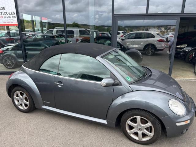 Volkswagen New Beetle image 9