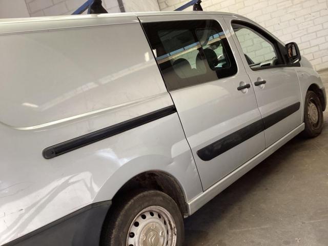 Citroen Jumpy image 2