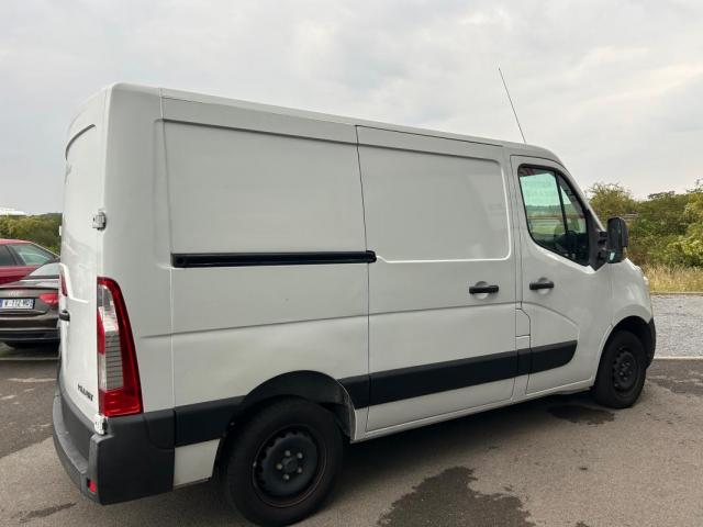 Renault Master image 1