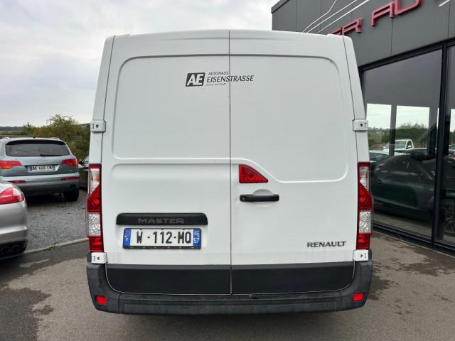 Renault Master image 8