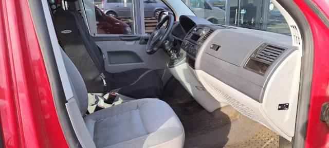 Volkswagen Transporter image 7