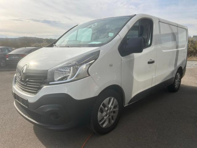 Renault Trafic image 7