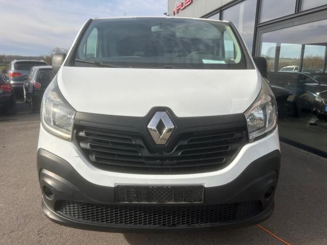 Renault Trafic image 9