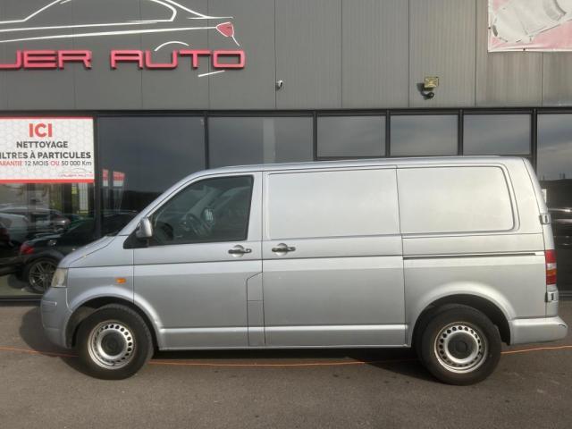 Volkswagen Transporter image 6