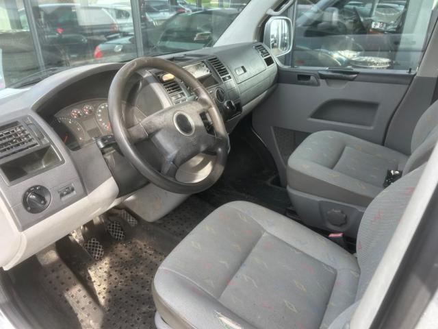Volkswagen Transporter image 1