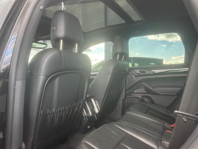Porsche Cayenne image 5