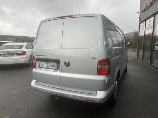 Volkswagen Transporter image 8