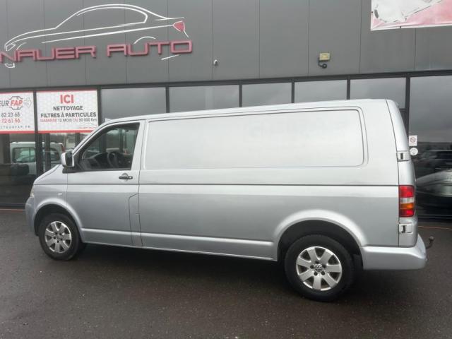 Volkswagen Transporter image 6
