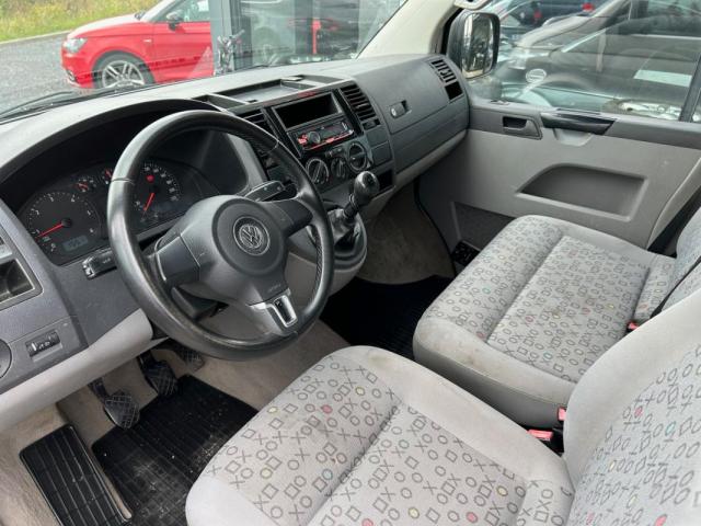 Volkswagen Transporter image 1