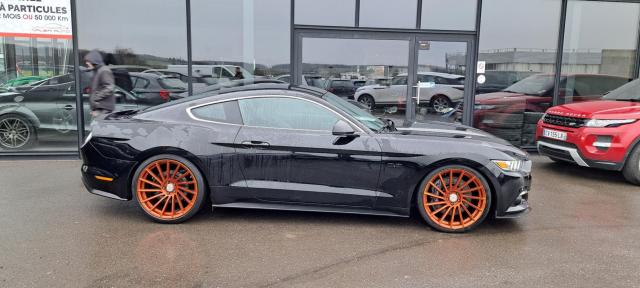 Ford Mustang image 9