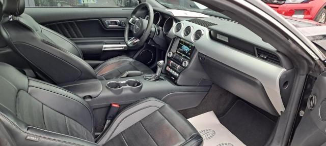 Ford Mustang image 7