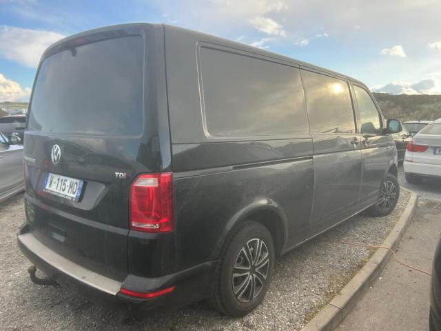 Volkswagen Transporter image 2
