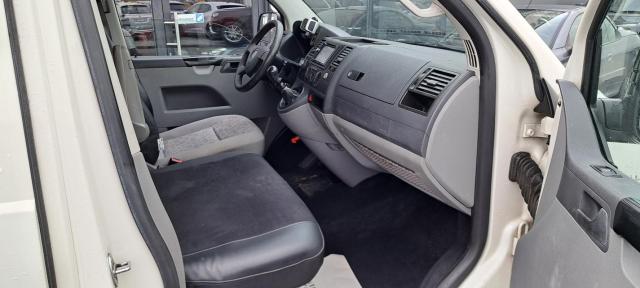 Volkswagen Transporter image 1