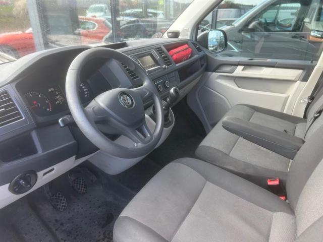 Volkswagen Transporter image 5