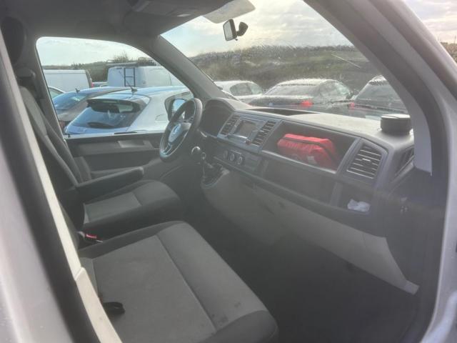 Volkswagen Transporter image 4