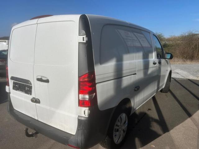 Mercedes Benz Vito image 7