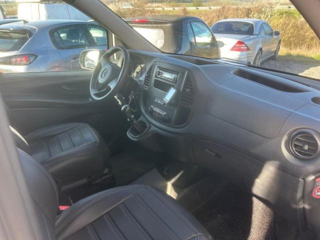 Mercedes Benz Vito image 5