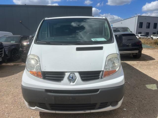 Renault Trafic image 8