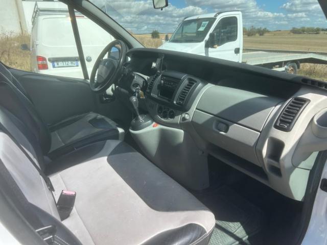 Renault Trafic image 3