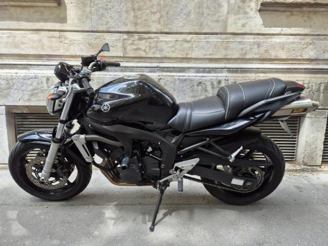 Yamaha Fz6 image 2