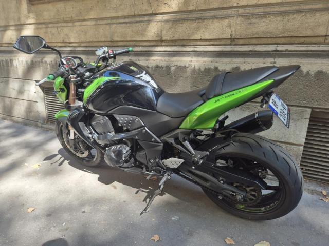 Z750r image 1