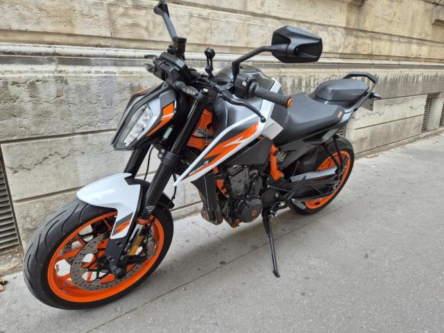 Ktm Duke 890 R image 6