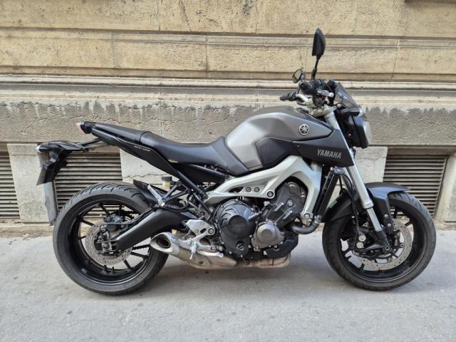Yamaha Mt 09 image 6