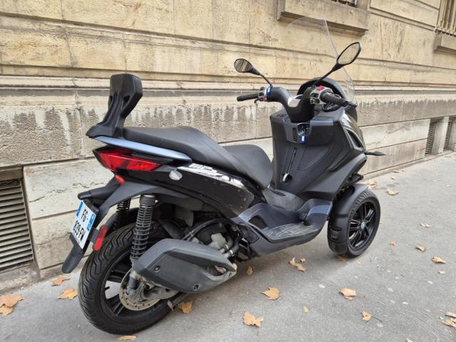 Piaggio Mp3 300 Hpe image 5