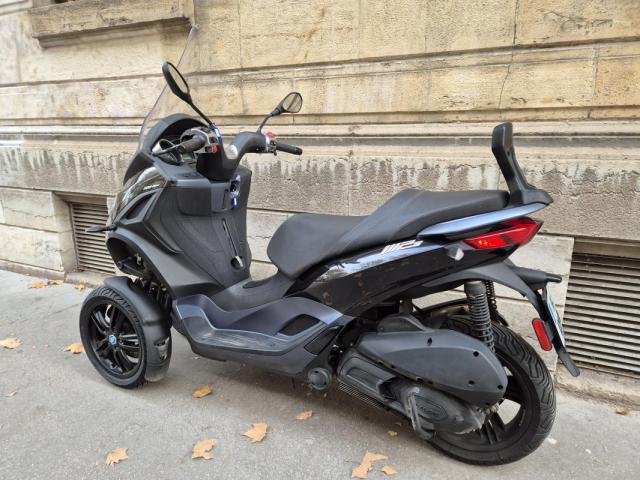 Piaggio Mp3 300 Hpe image 6