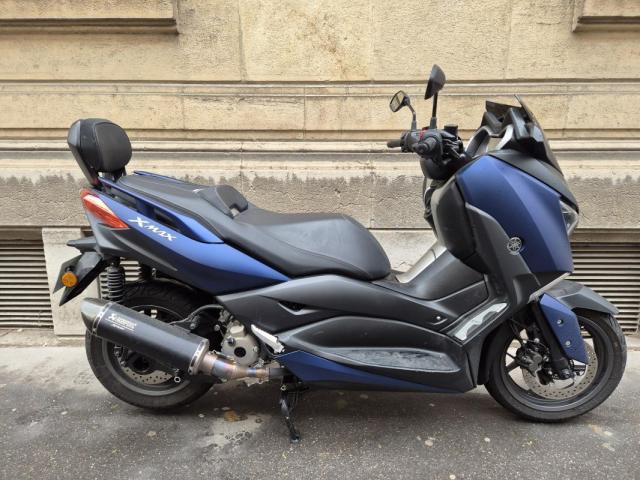 Yamaha Xmax image 2