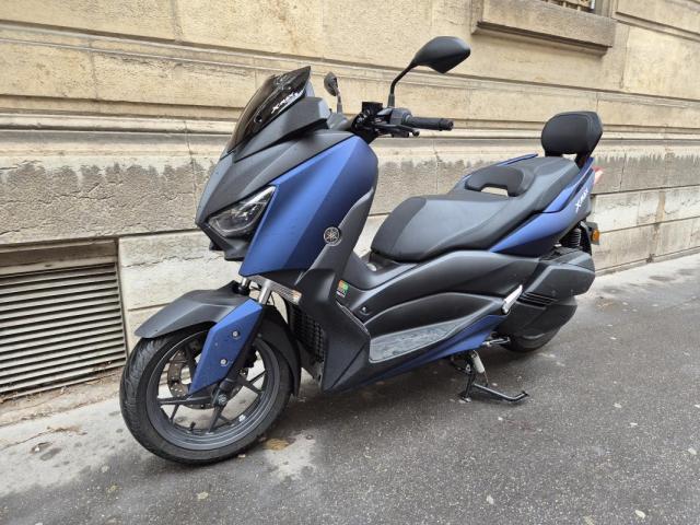 Yamaha Xmax image 5