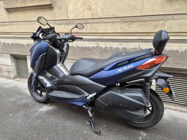 Yamaha Xmax image 3