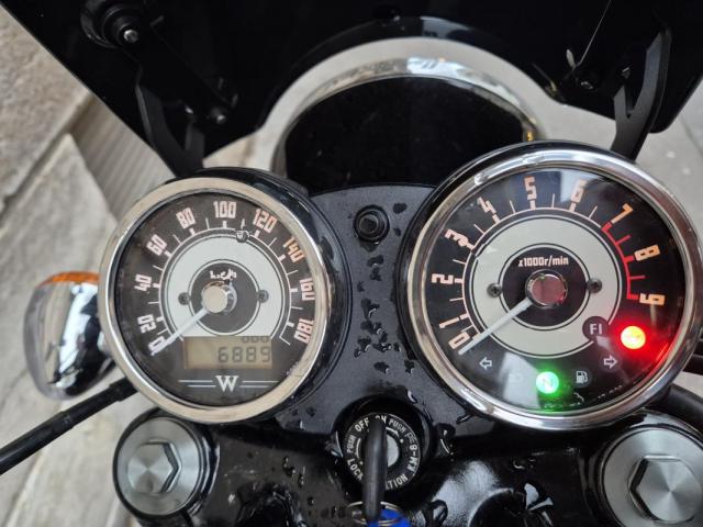 Kawasaki W800 image 3