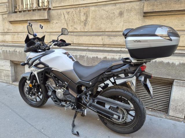 Suzuki V-Strom image 1